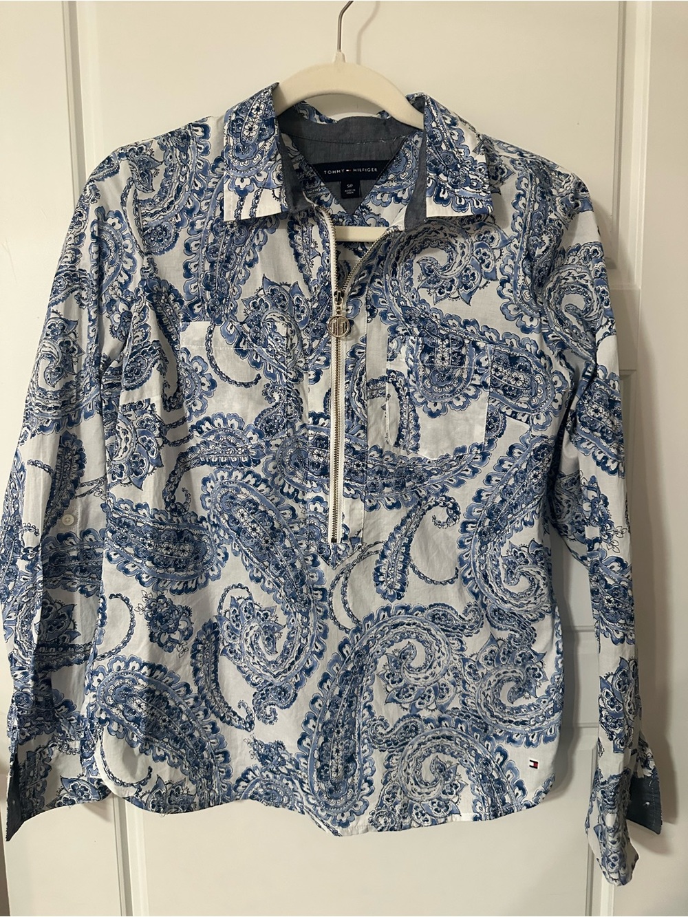 Tommy Hilfiger White and Blue Paisley Half-Zip Shirt Jacket
